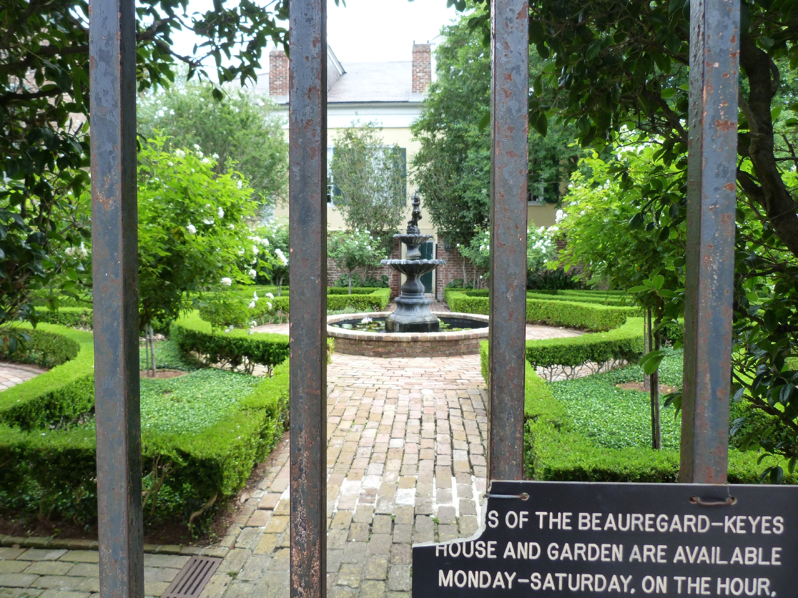 Glimpse at a private courtyard